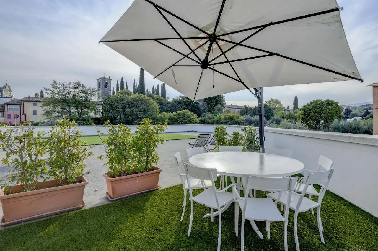 ** Апарт-отель Barchi Resort - Apartments & Suites Сан-Феличе-дель-Бенако Италия