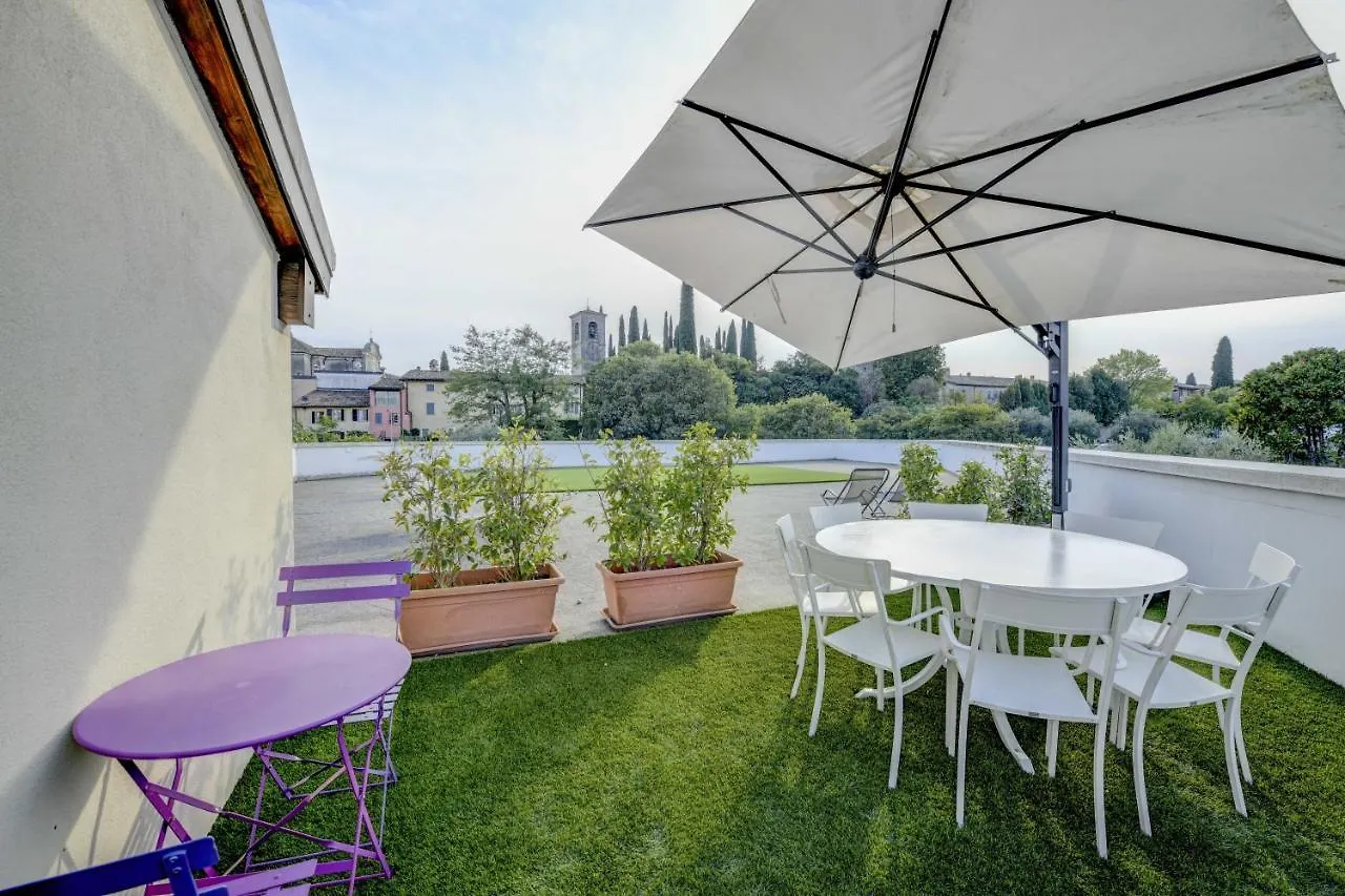Barchi Resort - Apartments & Suites San Felice del Benaco Hotel apartamentowy