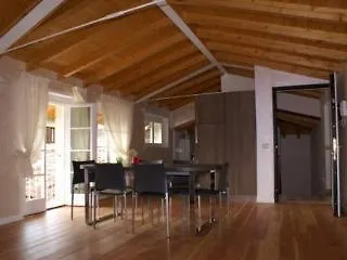 Barchi Resort - Apartments & Suites San Felice del Benaco Hotel apartamentowy