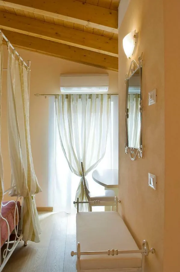 Barchi Resort - Apartments & Suites San Felice del Benaco Włochy