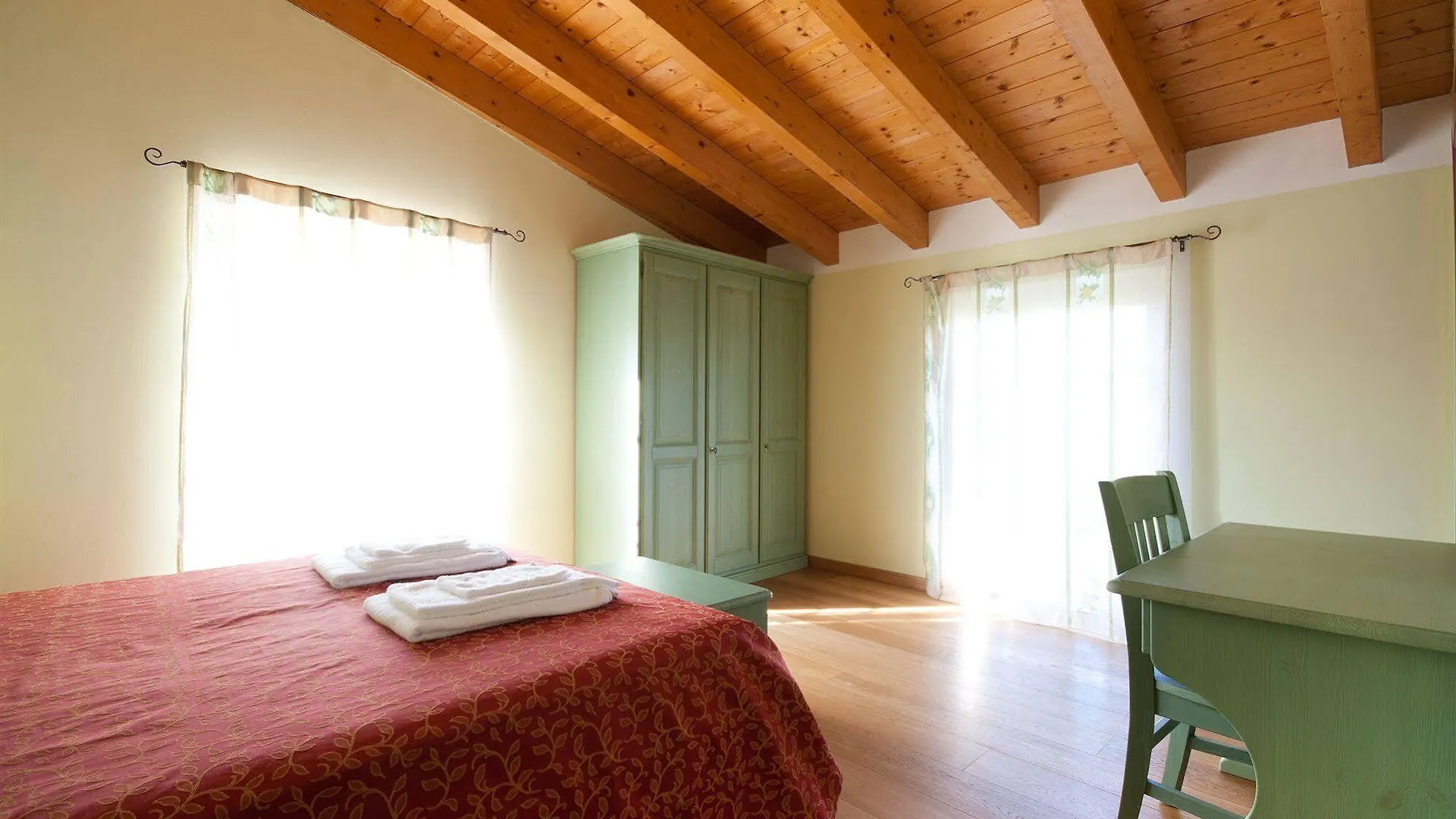 Barchi Resort - Apartments & Suites San Felice del Benaco